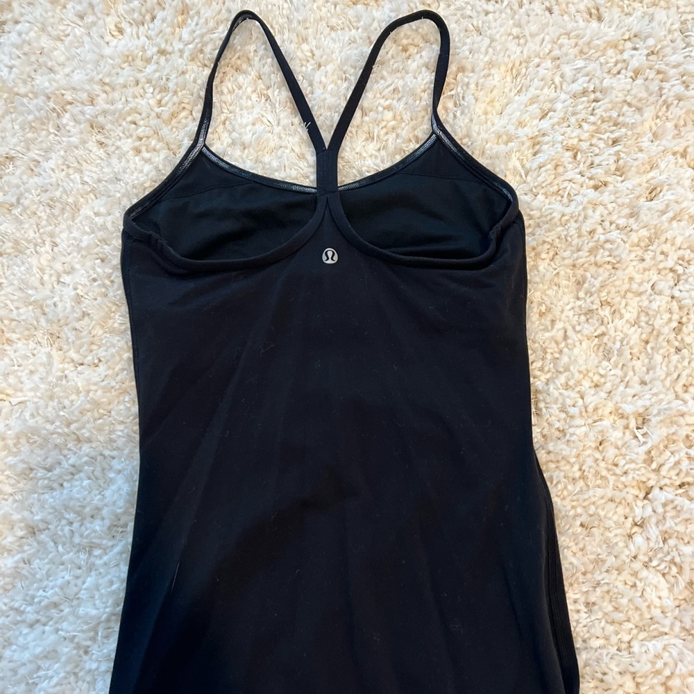 Black lululemon tank
